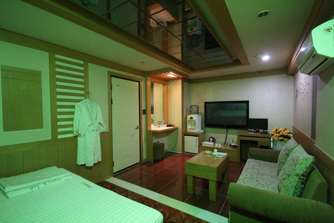 Alibaba Motel Busan Exterior foto